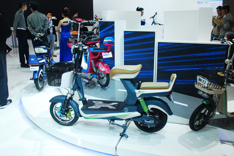 電動車展臺設計怎么搭建才好看